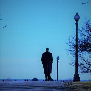 按在墙上抽插胸部晃动同学
